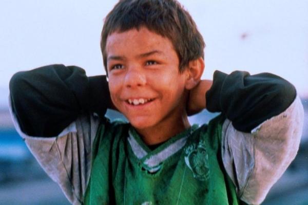 هشام موسون أو" عوينة " للمغاربة: ارحموا عزيز قوم ذل ...؟