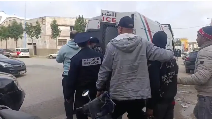 حملة أمنية بالمقبرة المنسية بعين السبع تطيح بمهاجرين غير نظاميين وقاصر وتكشف مواد مخدرة