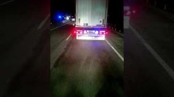 حادثة سير خطيرة لشاحنة خضر على الطريق السيار بين أكادير و مراكش