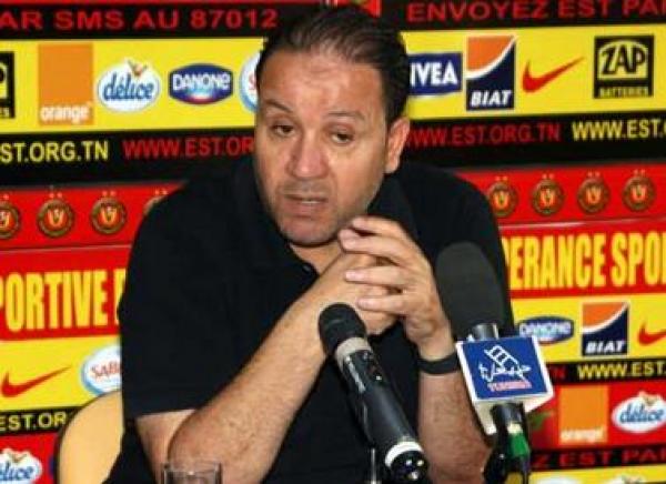 الرجاء البيضاوي يقيل فاخر.. و التونسي نبيل معلول قد يكون البديل!