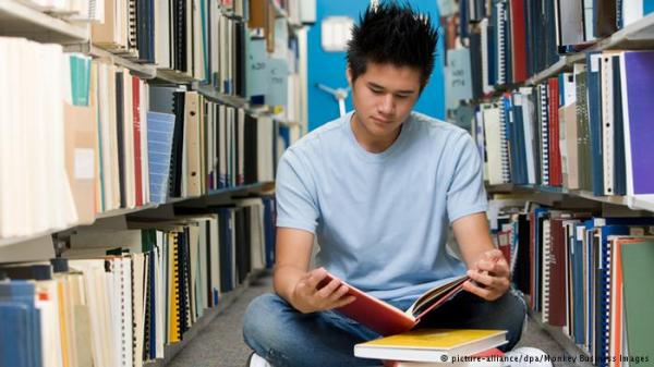 خدر اليدين والقدمين – أسبابها وطرق علاجها