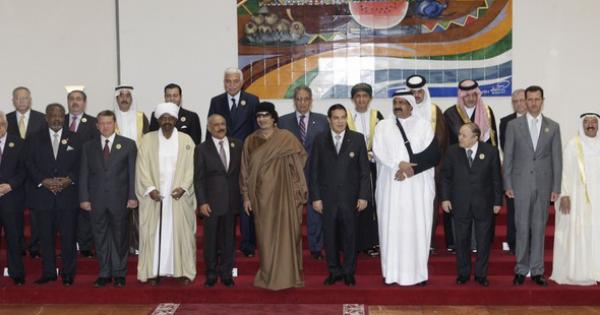 الحاكم العربي كـاموني بطبعه ، إلى ما تحك ، والله ما يعطي الريحة .