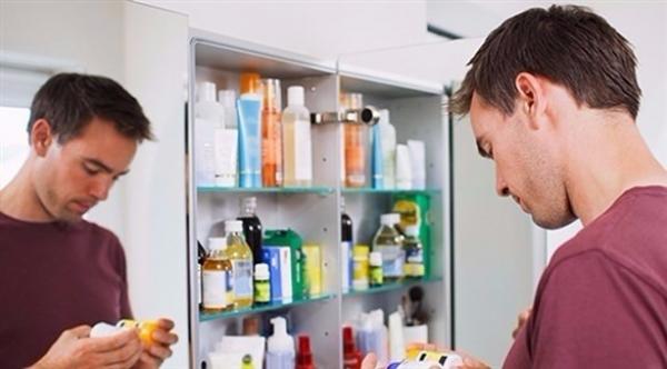 ما هي نتيجة تخزين الأدوية في الحمام؟