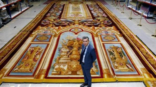 أزمة كورونا تجبر فرنسا على بيع "أثاثها العتيق "في المزادات العلنية