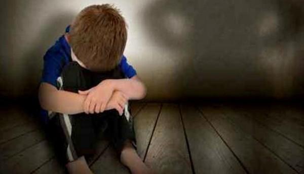 "بيدوفيل" أمريكي مطلوب للعدالة،  يعمل كأستاذ بمؤسسة في طنجة