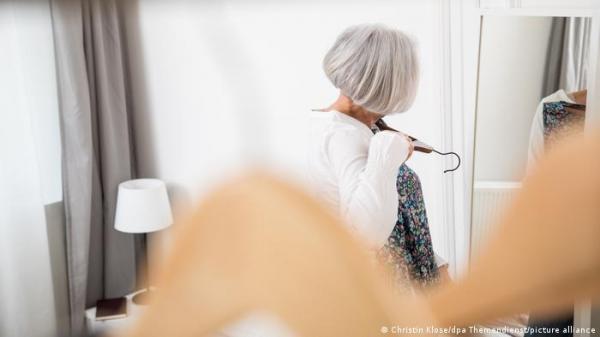 دراسة تجيب.. هل يمكن أن يستعيد الشيب لونه الطبيعي؟