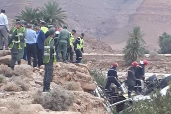 الراشيدية : انقلاب حافلة مسافرين يتسبب في وفاة 6 اشخاص و جرح اخرين