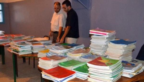 ناشرو الكتب المدرسية يتوصلون بالضوء الأخضر من أجل تنقية مضامينها من "التطرف"