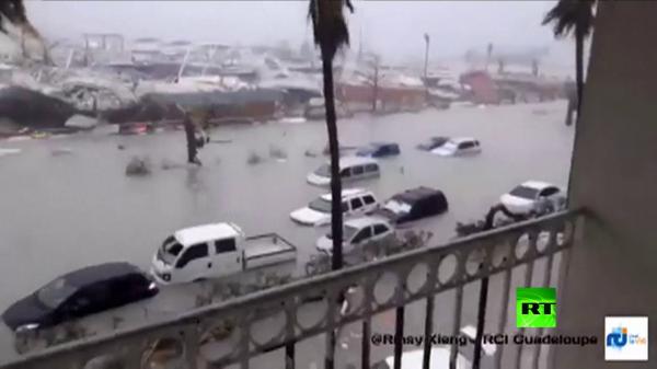 الإعصار "إيرما" يغرق جزيرة فرنسية في البحر الكاريبي