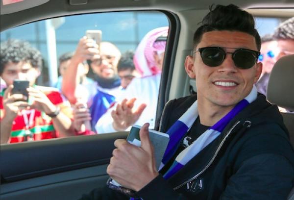 "الفيفا" يمنع بنشرقي من العودة الى الدوري السعودي