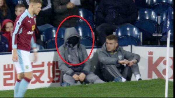 بالصورة.. شاهد "الشبح" الذي ظهر في ملعب "وست بروميتش"