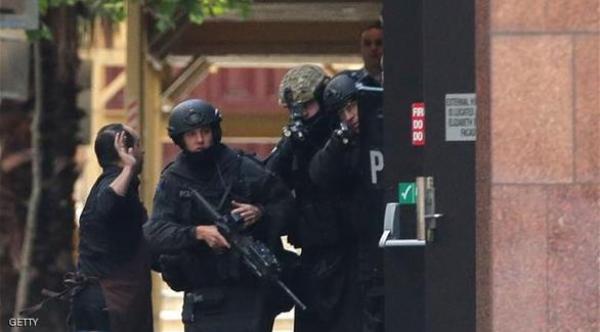 الشرطة الأسترالية تحرر الرهائن المحتجزين في مقهى سيدني