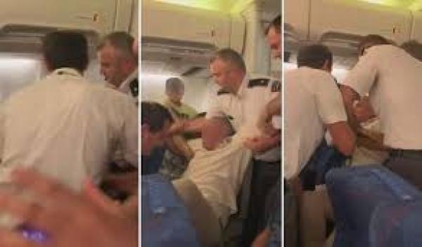 تفاصيل جديدة مثيرة في واقعة الإعتداء الهمجي على راكب مصري داخل طائرة بسبب زوجته المغربية (فيديو)