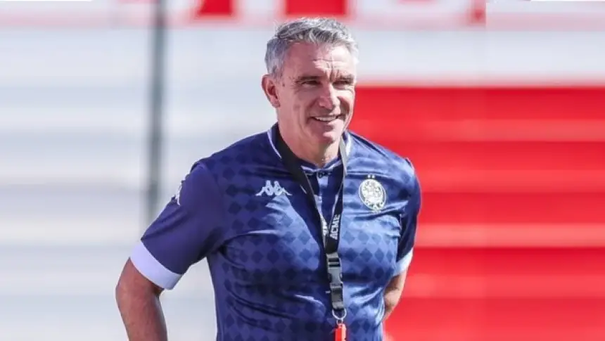 الوداد يستغني عن كارتيرون وآيت منا يعين بنشريفة على رأس العارضة التقنية