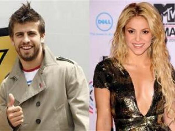 بيكيه يخطف شاكيرا من مشجع مدريدي 