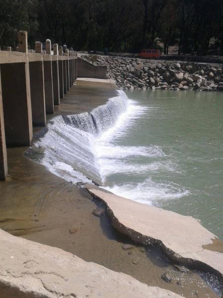 شهداء الصهد بداو في تطوان ... غرق طفل بواد مارتيل و البحث مازال جاريا عن جثته