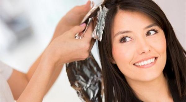 التساقط المرضي للشعر لا يمنع صبغه