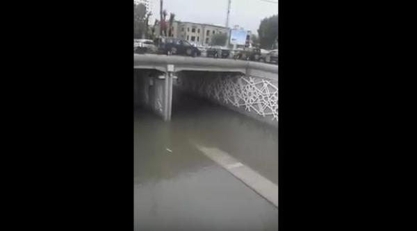 شوهة .. نفق بني مكادة بطنجة يتحول الى مسبح بعد أولى التساقطات