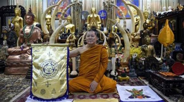 راهب بوذي يكشف سر تألق ليستر سيتي