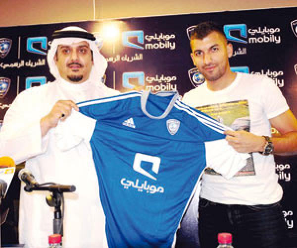 طبيب فرنسي يدفع الهلال للتمسك بهرماش