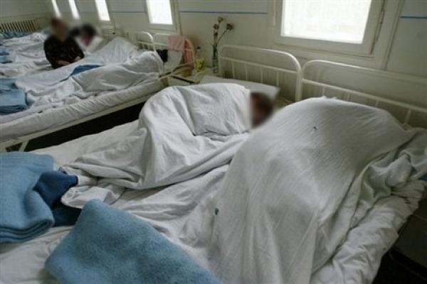 تفاصيل عملية فرار جماعي من داخل مستشفى الأمراض العقلية بأكادير ونزيل مصنف "خطير" من بين الهاربين