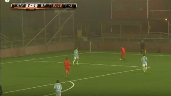 بالفيديو : لاعب مغربي يسجل هدفا خرافيا بطريقة "رابونا" 