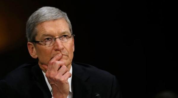 رئيس أبل يريد التبرع بثروته لجمعيات خيرية