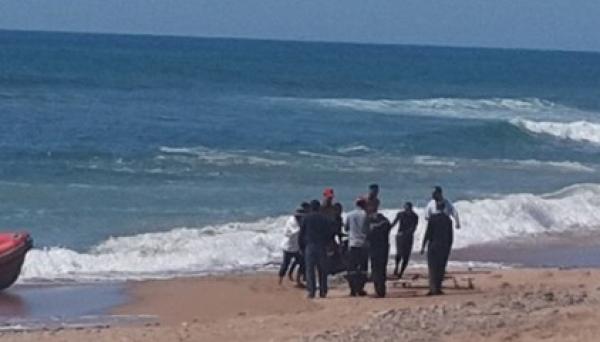 الأمواج تلقي بلأطراف بشرية مقطعة بتزنيت والشرطة العلمية تدخل على الخط