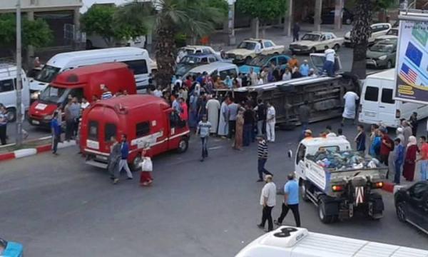سيارة نقل عمال تتسبب في حادثة سير خطير بطنجة وهذه هي الحصيلة