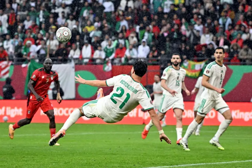 بعد الخروج من المونديال..لاعب جزائري جديد يقترب من الاعتزال الدولي