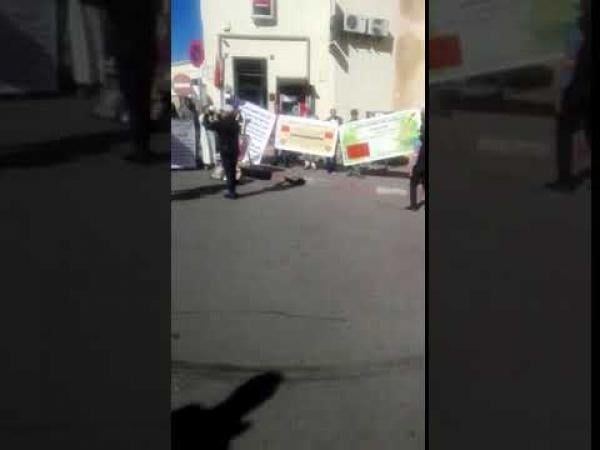 بالفيديو:المرشدون السياحيون يحتجون في قلب مدينة فاس