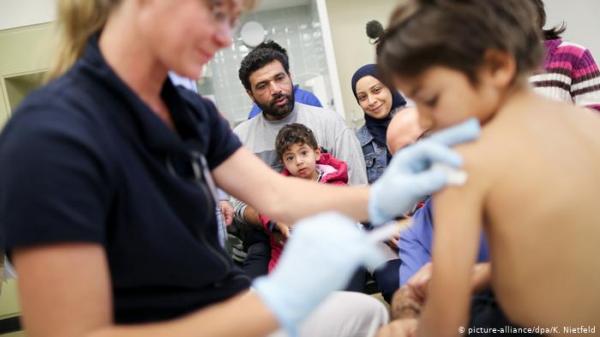 هل يقي لقاح الطفولة الثلاثي من الإصابة بكورونا؟