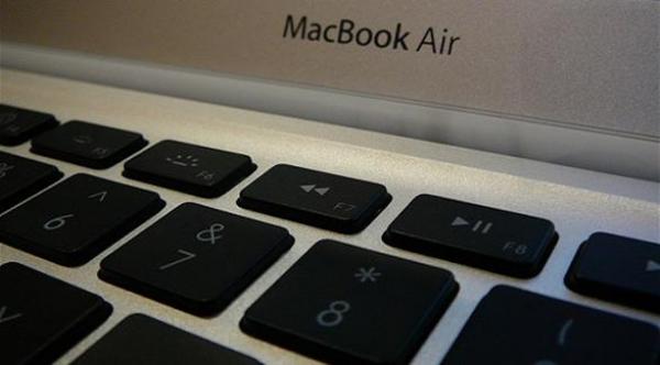 آبل تعتزم الكشف عن جيل جديد من "ماك بوك آير" هذا الشهر