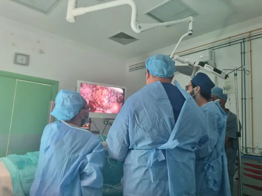 جرادة.. إجراء أول عملية لاستئصال الكلية بالمنظار في سابقة على مستوى الجهة الشرقية