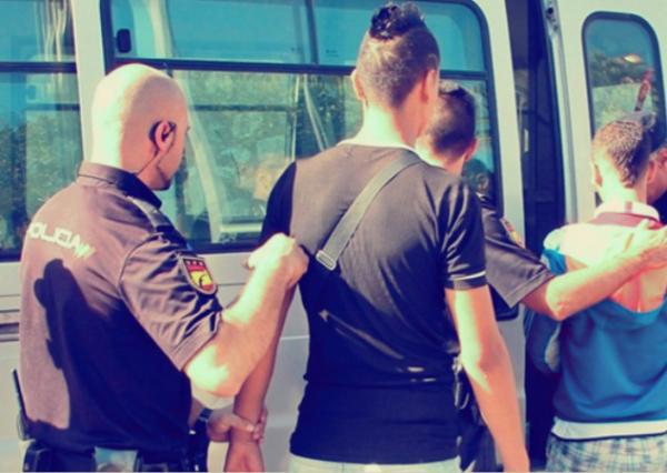 شبكة مغربية خطيرة باسبانيا تختطف الحراكة القاصرين وتبتز عائلاتهم للافراج عنهم