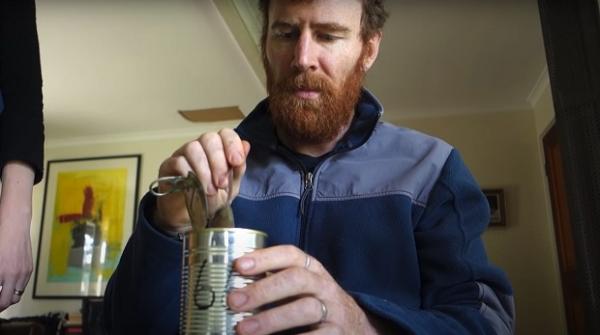 بالفيديو... يتناول فقط الفاصولياء لمدة أربعين يوماً للتعرف على فوائدها