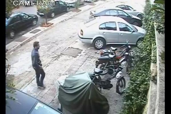 الدارالبيضاء : شخص أراد سرقة درجة نارية فاكتشفه الحراس