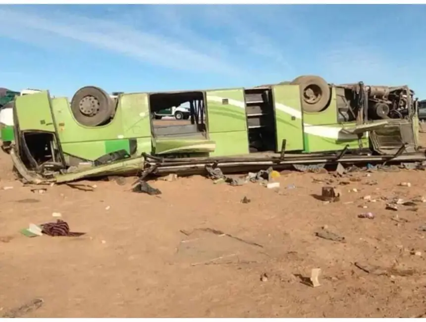 انقلاب حافلة يخلف 14 قتيلاً وعشرات الجرحى في الجزائر