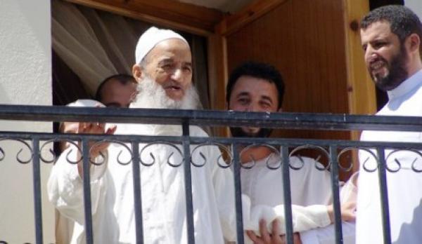 قرار العدل والإحسان هل هو تكتيك أم تراجع في انتظار القومة؟ 