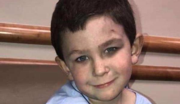 طفل لم يتجاوز الخمس سنوات ينقذ 7 أشخاص وكلب