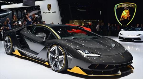 لامبورغيني تميط اللثام عن موديل خارق يحبس الأنفاس