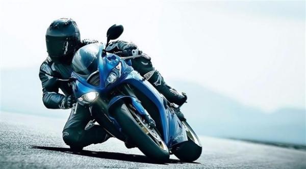 كيف تسعف قائد دراجة نارية بعد وقوع حادث؟