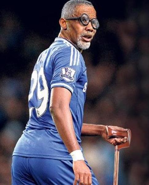 مفاجأة : صامويل إيتو يبلغ من العمر 39 عامًا! 