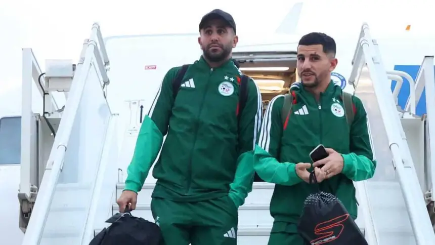 المنتخب الجزائري يبدأ استفزازاته في الرباط: حجب صورة الملك في فندق "ماريوت"