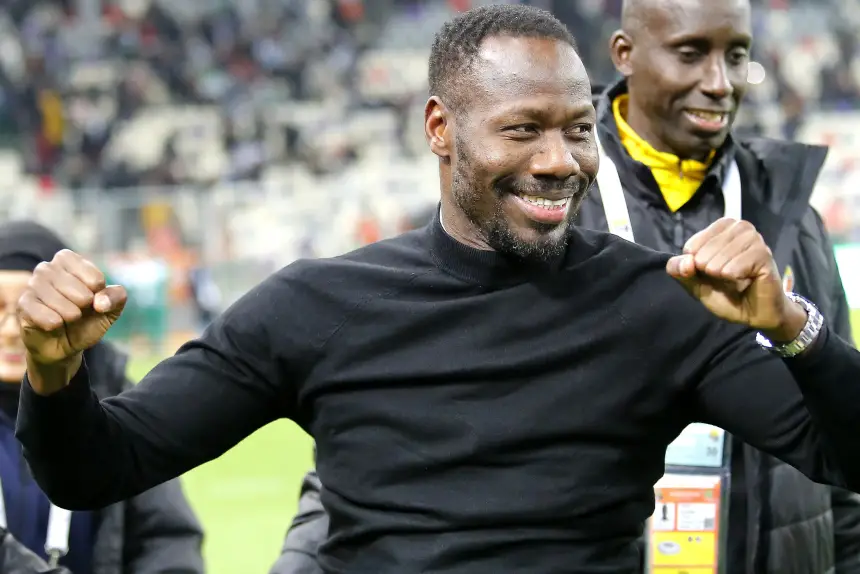 في أول تعليق له بعد عقوبات الكاف.. ثياو يشكر شعب السنغال ويطلب منهم وقف مبادرتهم!