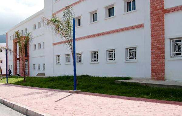 المدرسة الوطنية للعلوم التطبيقية بتطوان تحتفي بتخرج 150 طالب مهندس