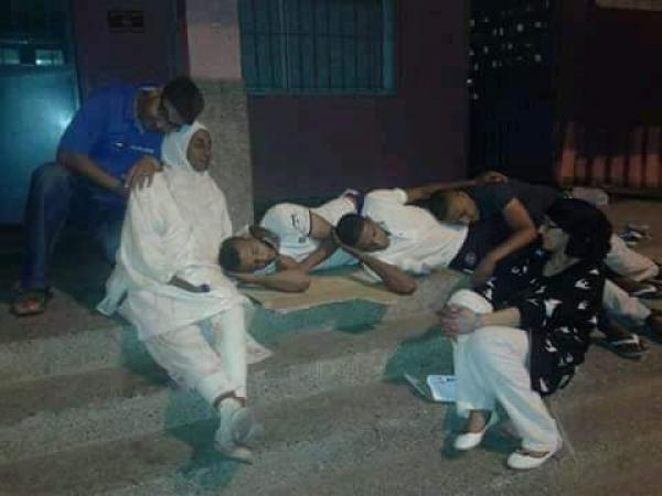 إصابة شاب برصاصة شرطي ببني ملال وأسرته تناشد الحموشي لهذا السبب ووقفة احتجاجية في الطريق