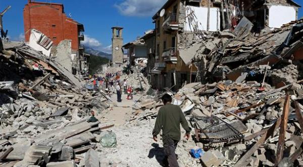 تحذيرات من "زلازل قوية" محتملة في إيطاليا