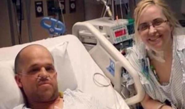 بالفيديو: تبرع لها بنصف كبده.. فوقعت في حبه