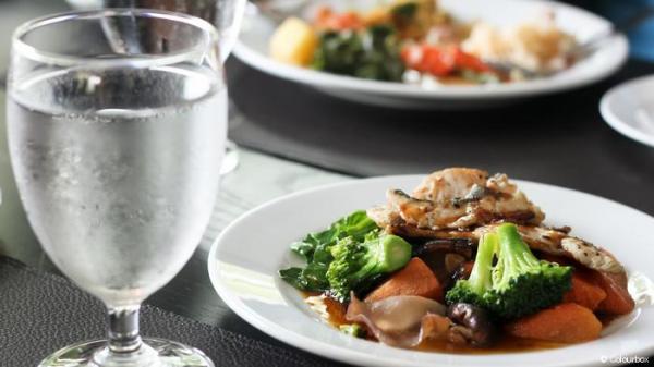 حيلة تساعد على تقليل السعرات الحرارية في الطعام